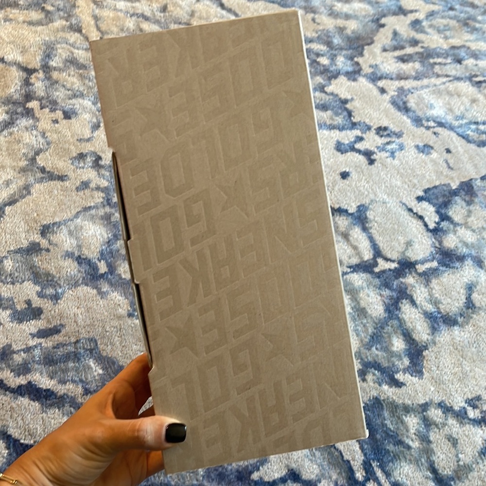 Golden Goose Shoe Box